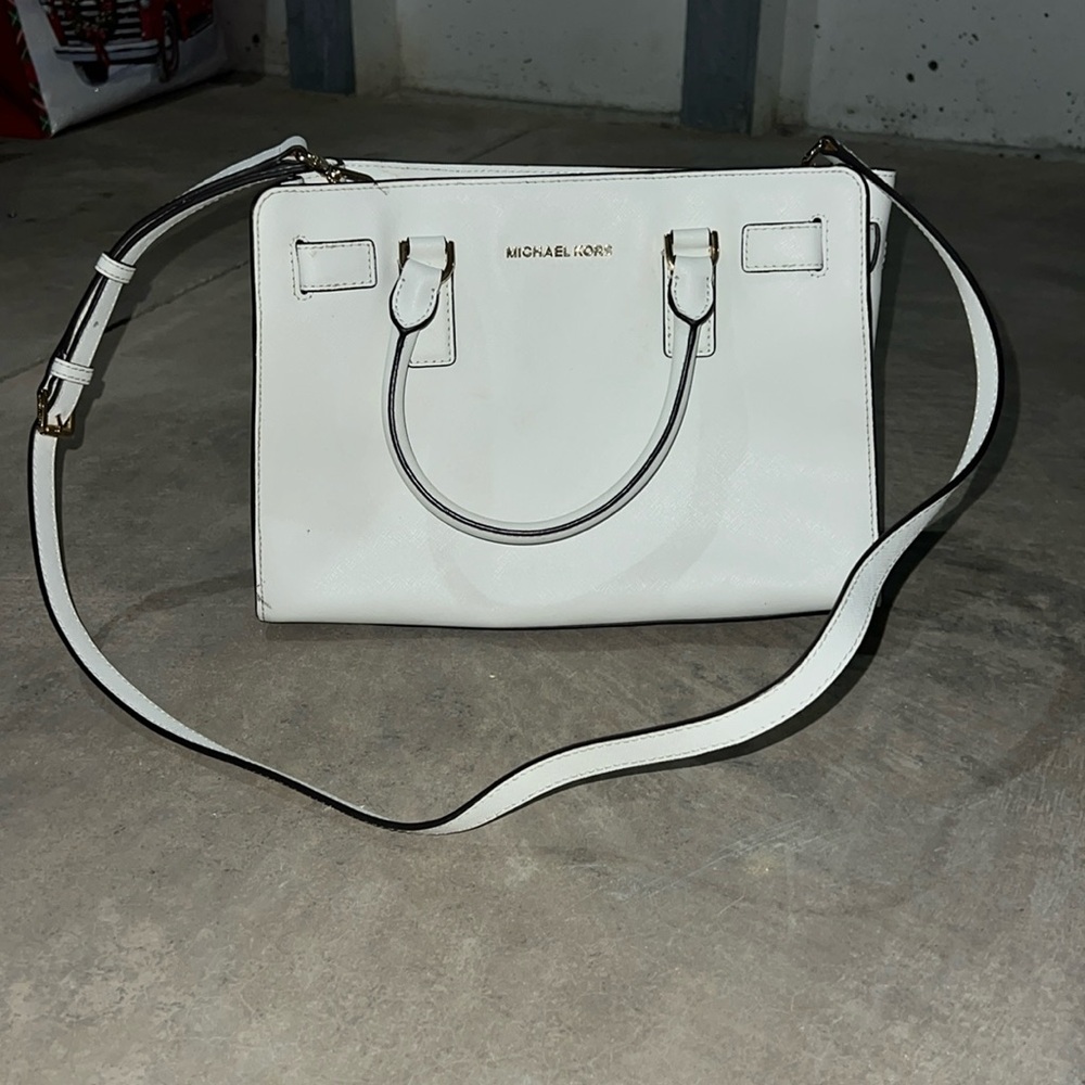 Michael Kors Over Shoulder Purse